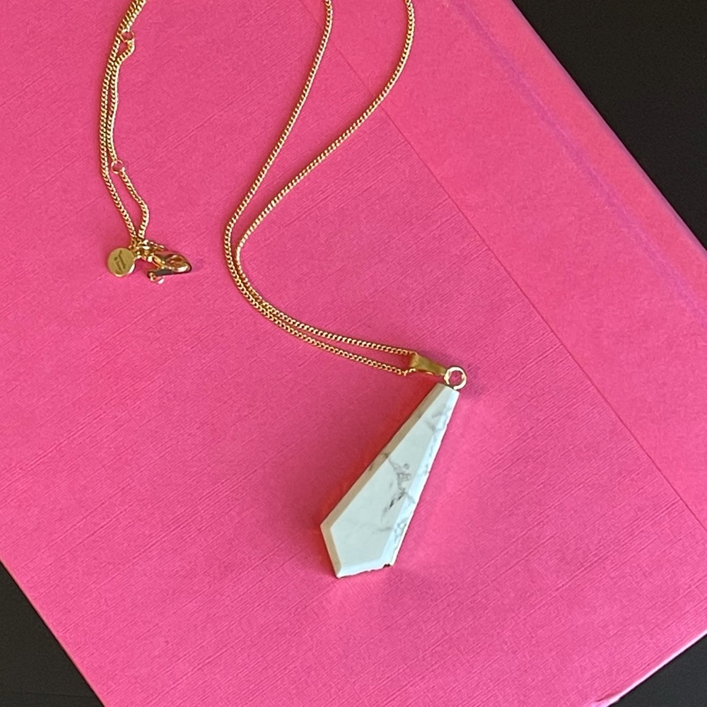 White Howlite Pendant Necklace on 20" Chain - Picture 2 of 6